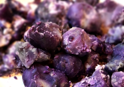 bolied-purple-potatoes